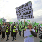 Protesta, en el año 2015, contra la anulación de las oposiciones de Enfermería.-ICAL