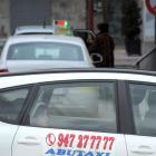 Imagen de un taxi en la capital.-ISRAEL L. MURILLO