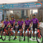 Componentes del Burgos BH en el Tour de Taiwan.