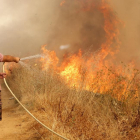Incendio en el barrio de Puente Castro de León-ICAL