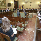 Los diputados provinciales en el Plenos de ayer.-RAÚL G. OCHOA