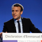 Macron presenta su candidatura a la presidencia francesa.-PATRICK KOVARIK / AFP