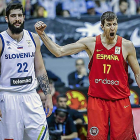 Fran Vázquez celebra una canasta durante el España-Eslovenia celebrado en el Coliseum-FIBA