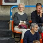 Iñaki Urdangarin, en la grada de El Plantío junto a su madre, Claire Liebaert. SANTI OTERO