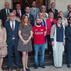 Foto de familia de la nueva Corporación municipal de Miranda de Ebro tras el pleno de investidura.-ECB