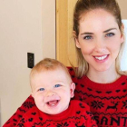 Chiara Ferragni posa con su hijo Leone.-INSTAGRAM