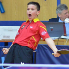 Daniel Berzosa celebra una victoria en un partido internacional.-ECB