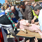 Los vecinos deQuintanar de la Sierra se esmeraron para que la matanza fuese todo un éxito.-R.F.