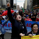 Manifestantes participan en la jornada de Paro Nacional en el centro de Bogota, Colombia.-EFE