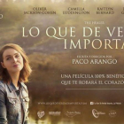 Cartel de 'Lo que la verdad importa', una película de Paco Arango.-