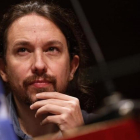 El líder de Podemos, Pablo Iglesias, en el acto en la Universidad Complutense.-AGUSTÍN CATALÁN
