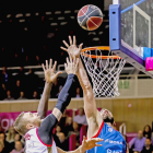 Deividas Gailius carga el rebote.-ACB PHOTO