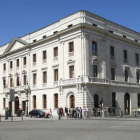 Los responsables provinciales quieren agilizar los trámites con el fin de actualizar y reordenar los puestos de trabajo de la Institución.-ECB