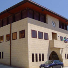 Casa Consistorial del Valle de Tobalina, en Quintana Martín Galíndez.-VALLE DE TOBALINA