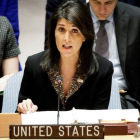 La embajadora estadounidense ante Naciones Unidas, Nikki Haley, durante una reunion del Consejo de Seguridad.-EFE / JUSTIN LANE
