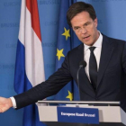 Mark Rutte interviene en una rueda de prensa, en la cumbre de la UE en Bruselas, el 15 de diciembre.-AP / GEERT VANDEN WIJNGAERT