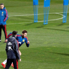 Luis Enrique presencia un entrenamiento en la concentración de la selección española.-EFE