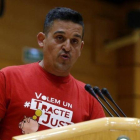 El senador de Compromís Carles Mulet, durante un pleno de la Cámara alta.-EL PERIODICO (EFE / KIKO HUESCA)