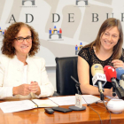 Mª Isabel Gómez Ayala y Verónica Calderón, durante la presentación de ayer.-ISRAEL L. MURILLO