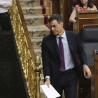 Pedro Sánchez comparece en el pleno del Congreso de los Diputados para informar sobre la próxima reunión del Consejo Europeo.-DAVID CASTRO