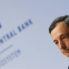 Mario Draghi, durante la conferencia de prensa en la sede del BCE en Fráncfort.-REUTERS/RALPH ORLOWSKI
