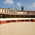 Imagen de la plaza de toros de Huerta de Rey. ECB