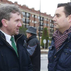 De la Rosa y Lacalle conversan en Las Rebolledas.-ISRAEL L. MURILLO