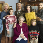 Imagen promocional de los protagonistas de la serie de TVE-1 Cuéntame cómo pasó.-IRENE MERITXELL