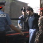 Detención el pasado año del jefe de la Ndrangheta, Ernesto Fazzalari, en Calabria.-EFE