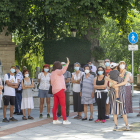 Una guía con un grupo de turistas durante una visita por el centro de la capital. SANTI OTERO