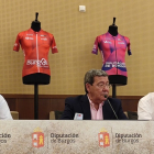 Con 12 equipos World Tour y cinco continentales, todavía se desconoce el nombre de los 120 corredores / César Rico asegura que el «éxito deportivo» de la competición está «plenamente garantizado»