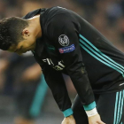 Cristiano Ronaldo se lamenta de una ocasión fallada ante el Tottenham en Wembley.-/ AFP / IAN KINGTON