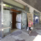 Imagen del acceso del albergue juvenil, el antiguo hotel ‘Conde de Miranda’.-RAÚL G. OCHOA