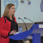 La consejera de Hacienda, Pilar del Olmo, inauguró el encuentro del BBVA.-SANTI OTERO