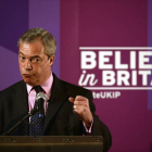 El líder del Partido por la Independencia del Reino Unido (UKIP), Nigel Farage, en un discurso en Hartlepool.-Foto:   EFE / NIGEL RODDIS