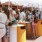 La Feria de Tapas cumple un año más el objetivo de sacar a la gente a la calle a disfrutar con las creaciones gastronómicas.-RAÚL G. OCHOA