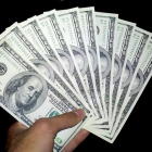 Billetes de cien dólares norteamericanos.  /-MILAD MOSAPOOR / WIKIMEDIA COMMONS