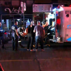 Los equipos de emergencia, en el lugar del tiroteo, en Toronto.-EL PERIÓDICO