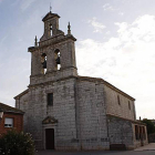 Imagen de la iglesia de San Vicente situada en el centro del pueblo.-ECB
