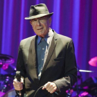 Leonard Cohen, en el Palau Sant Jordi, en octubre del 2012.-FERRAN SENDRA