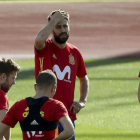 Gerard Piqué, en el centro, en el entrenamiento de la selección en Las Rozas este miércoles.-EFE