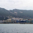 Vista de la bahía de Algeciras, con el peñón de Gibraltar al fondo.-Foto: AFP / MARCOS MORENO