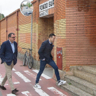 Los directivos del San Pablo entraron a las oficinas del Burgos CF a las diez de la mañana.-ISRAEL L. MURILLO
