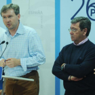 Lacalle interviene en la comparecencia de la dirección del PP de Burgos en la noche electoral.-ISRAEL L. MURILLO