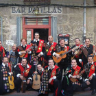 La Cuarentuna de Burgos está formada por veintisiete miembros y tiene una década de historia.-