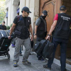 ACN  La Guardia Civil registra la sede de CatDem.-JORDI COTRINA/VÍDEO