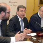 Máximo López, César Rico y Ángel Carretón, durante la rueda de prensa de ayer.-ECB