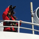 Labores de vigilancia en el 'Golfo Azzurro', la embarcación de rescate de inmigrantes de Open Arms, frente a la costa libia.-