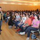 Manolo García sedujo al público que llenó el salón de actos del MEH. Algunos se quedaron con las ganas.-Israel L. Murillo