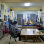 Imagen del interio de un local ubicado en los bajos de un edificio.-ISRAEL L. MURILLO